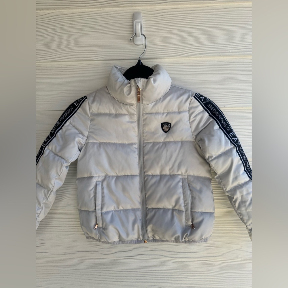 Emporio Armani girls 8A white/ Black Stripes puffer coat Girls - Picture 3 of 13